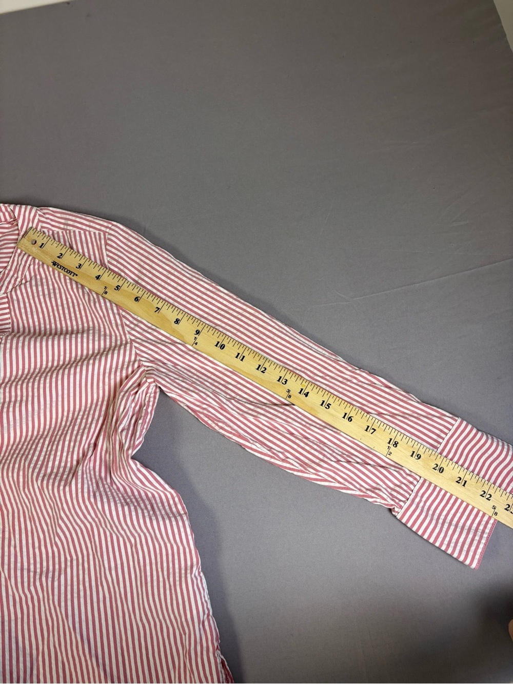 Stunning Vineyard Vines Pink and White Striped Top Pink Savannah Popover Size XS - Picture 7 of 11
